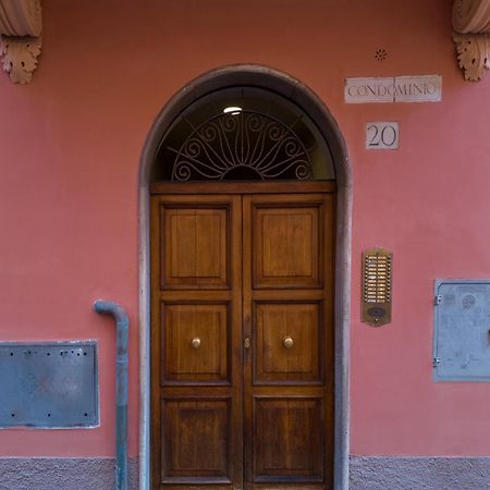 The Best Rent - Three-Room Apartment Near The Colosseum Рим Экстерьер фото