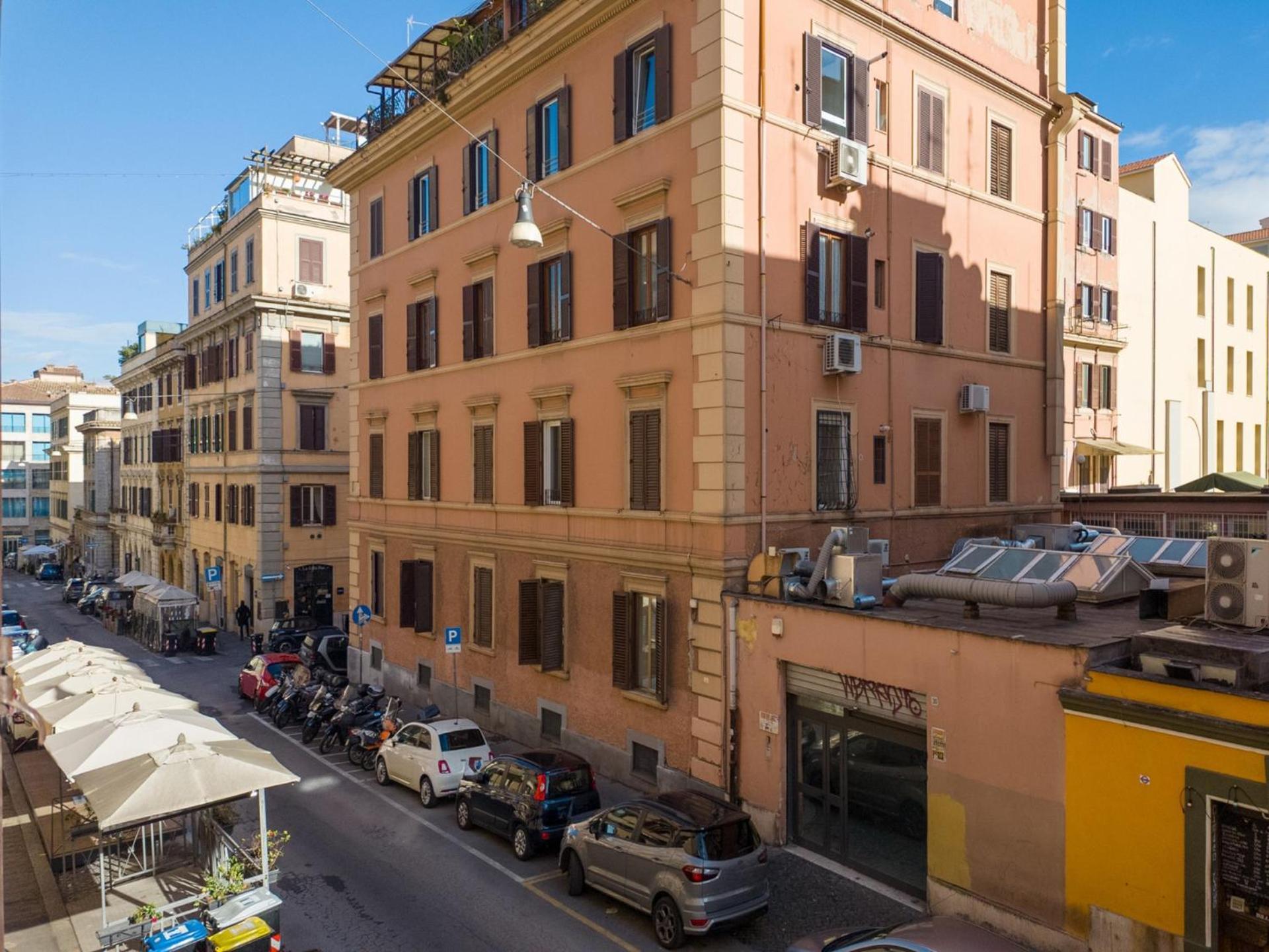 The Best Rent - Three-Room Apartment Near The Colosseum Рим Экстерьер фото