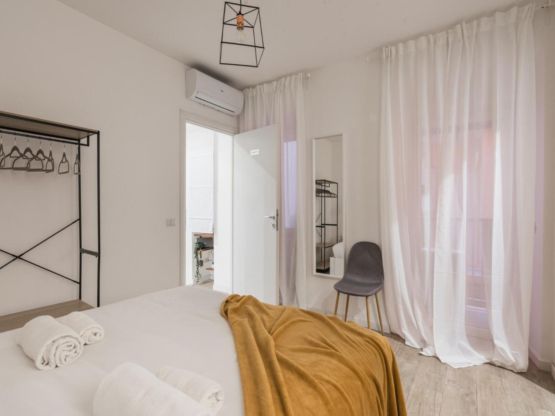 The Best Rent - Three-Room Apartment Near The Colosseum Рим Экстерьер фото