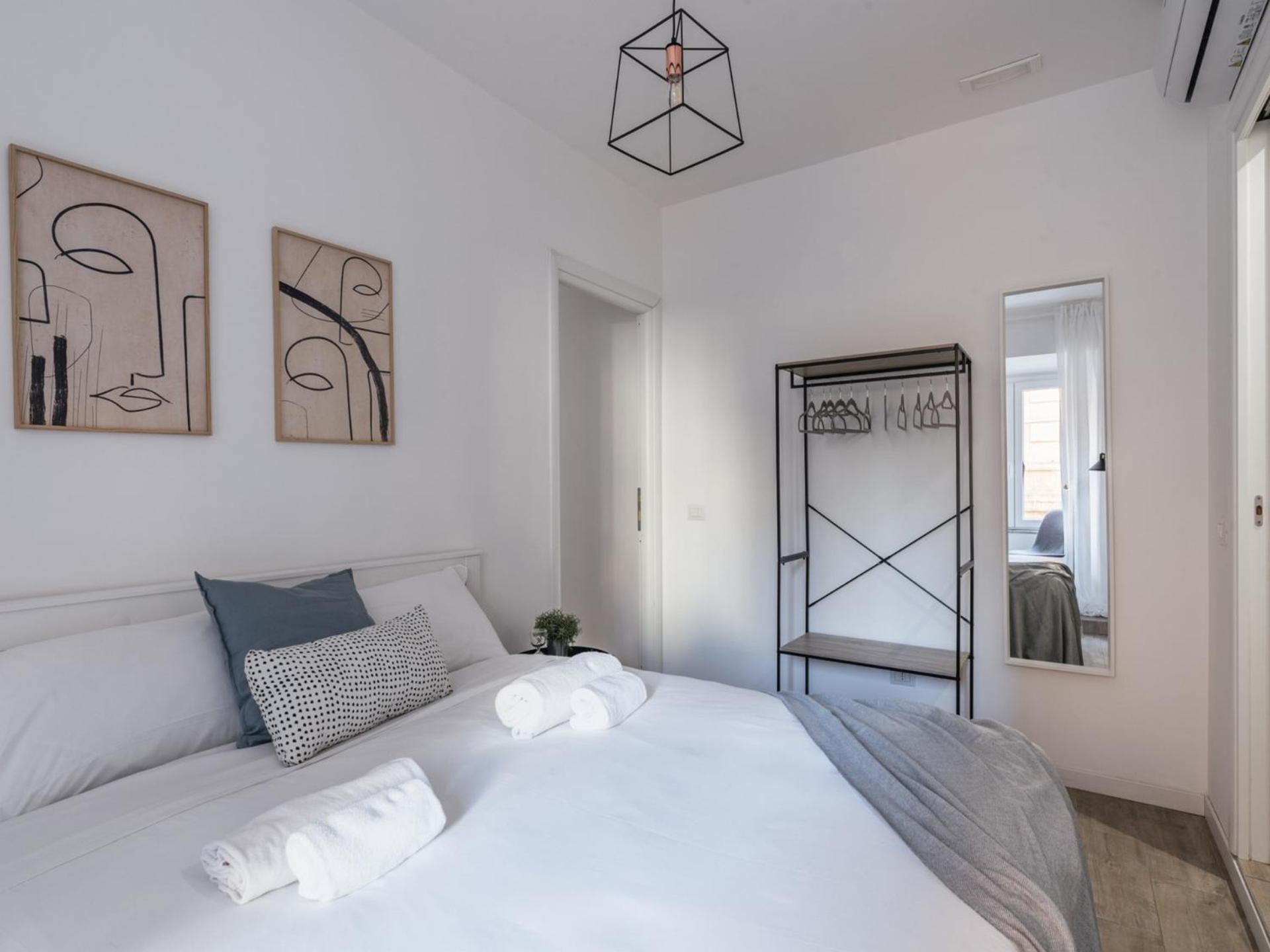 The Best Rent - Three-Room Apartment Near The Colosseum Рим Экстерьер фото